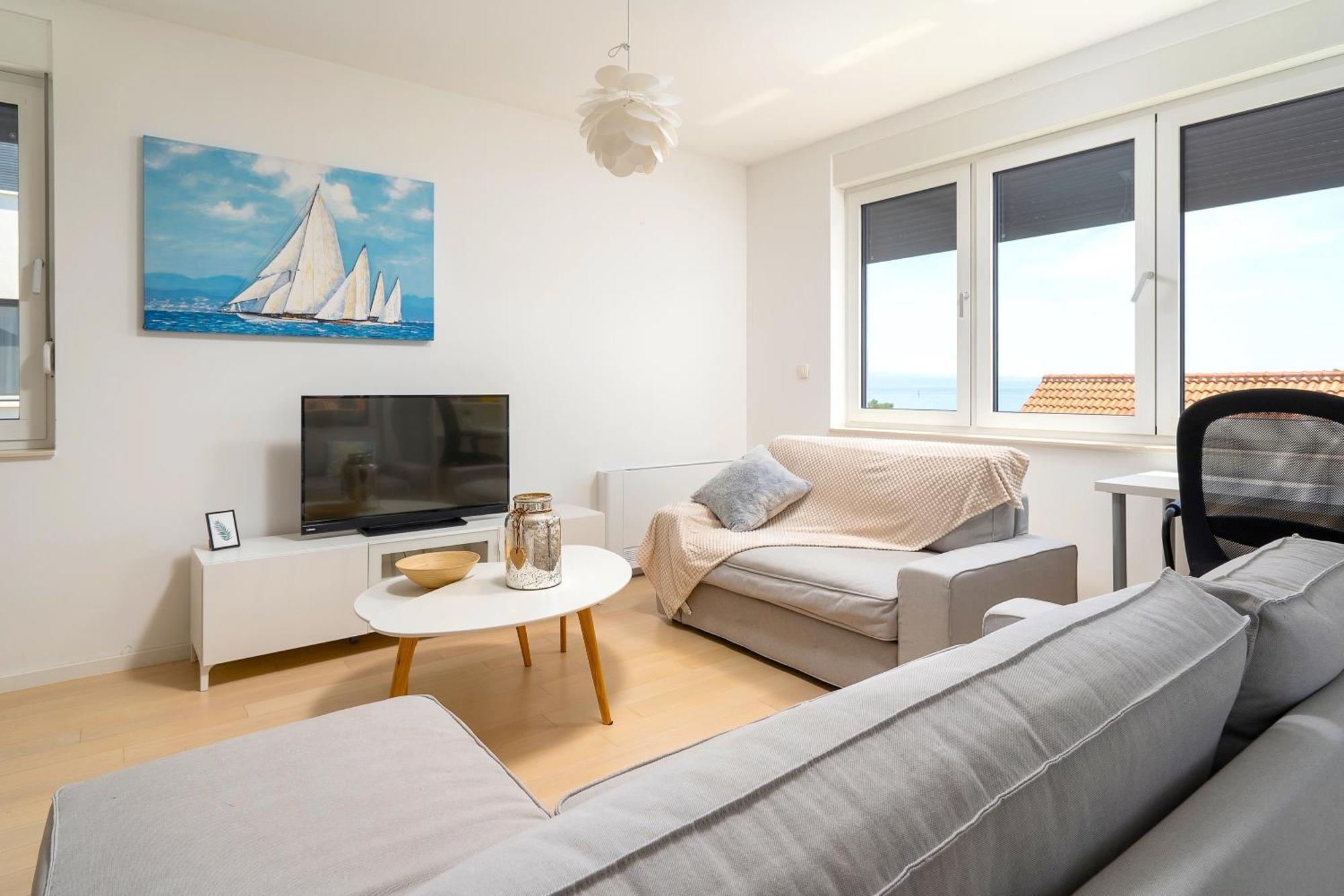 Apartment Lux On Kasuni In Split