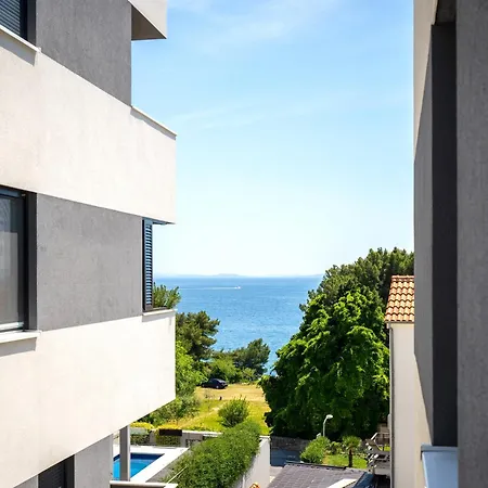 Lux Holiday Apartment On Kasuni Beach In Split Exterior photo