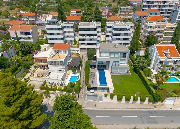 Lux Holiday Apartment On Kasuni Beach In Split